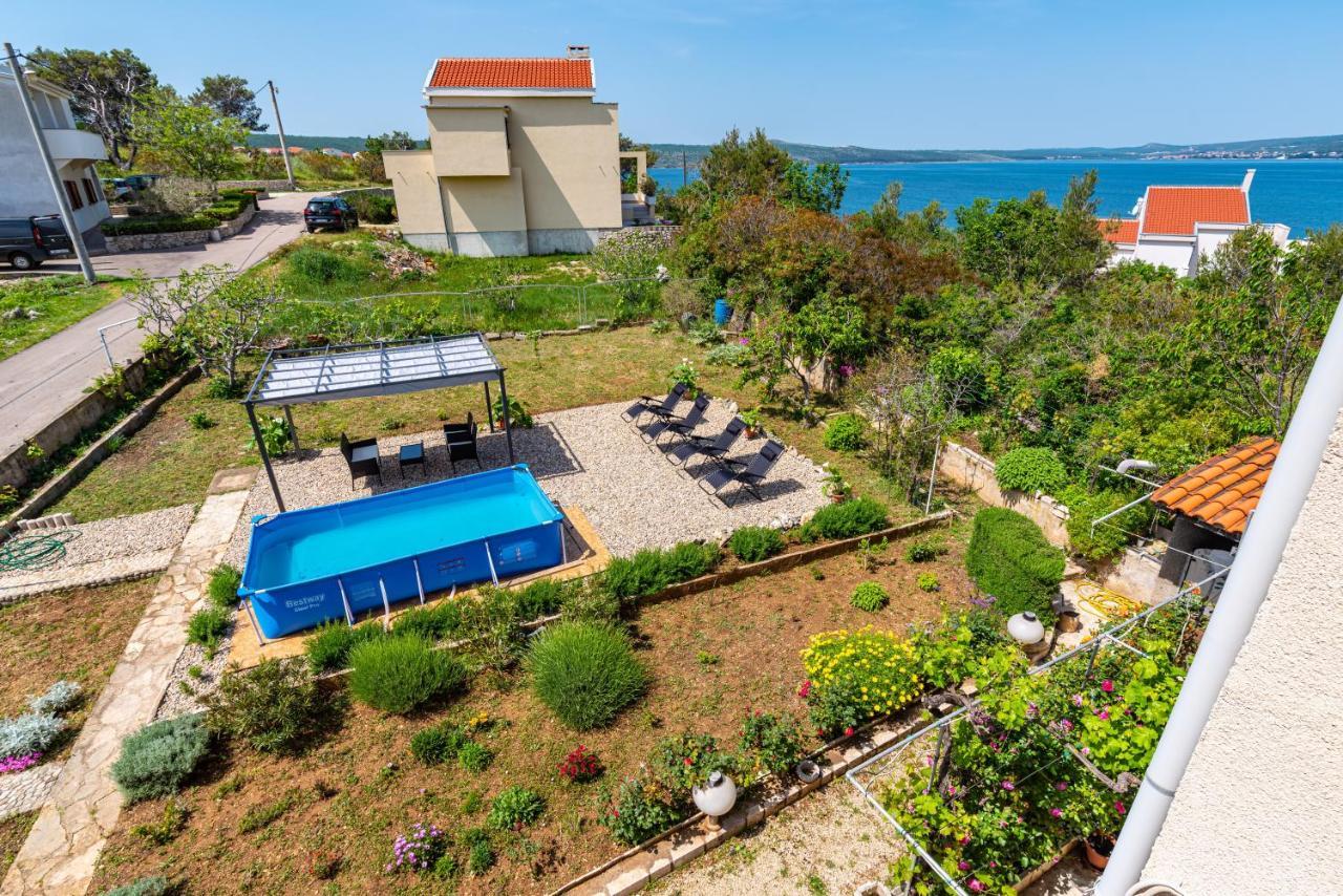 Apartment Sea And Mountain With Pool Novigrad (Dalmatia) Room photo